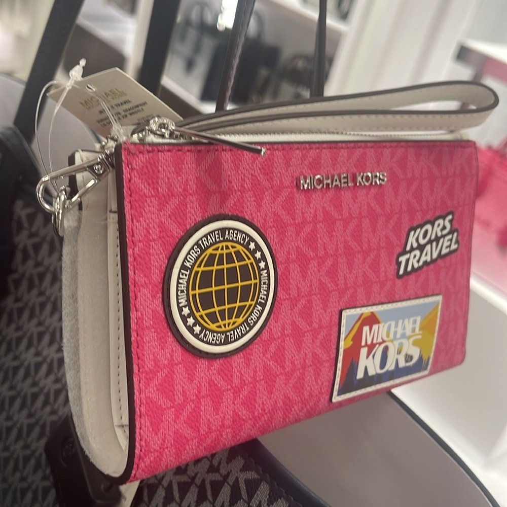 Michael Kors JST Lg Embellished Signature Logo Wristlet With Patches
Dragonfruit - Picture 5 of 16